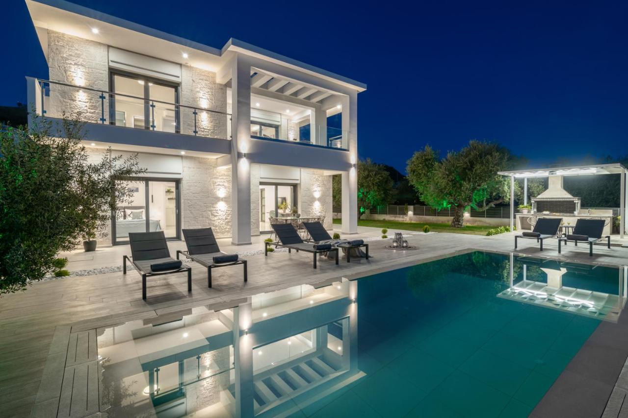 Solis Ortus Villa! Kalamákion Екстериор снимка