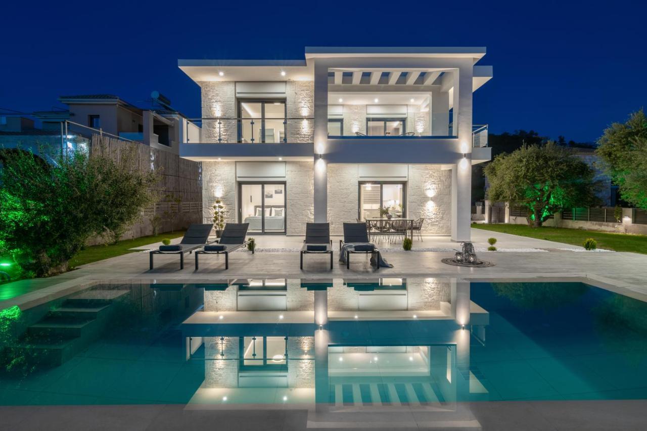 Solis Ortus Villa! Kalamákion Екстериор снимка